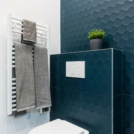 Apartment 1 Cassini - Magnifique Studio Climatise - Garibaldi - Port